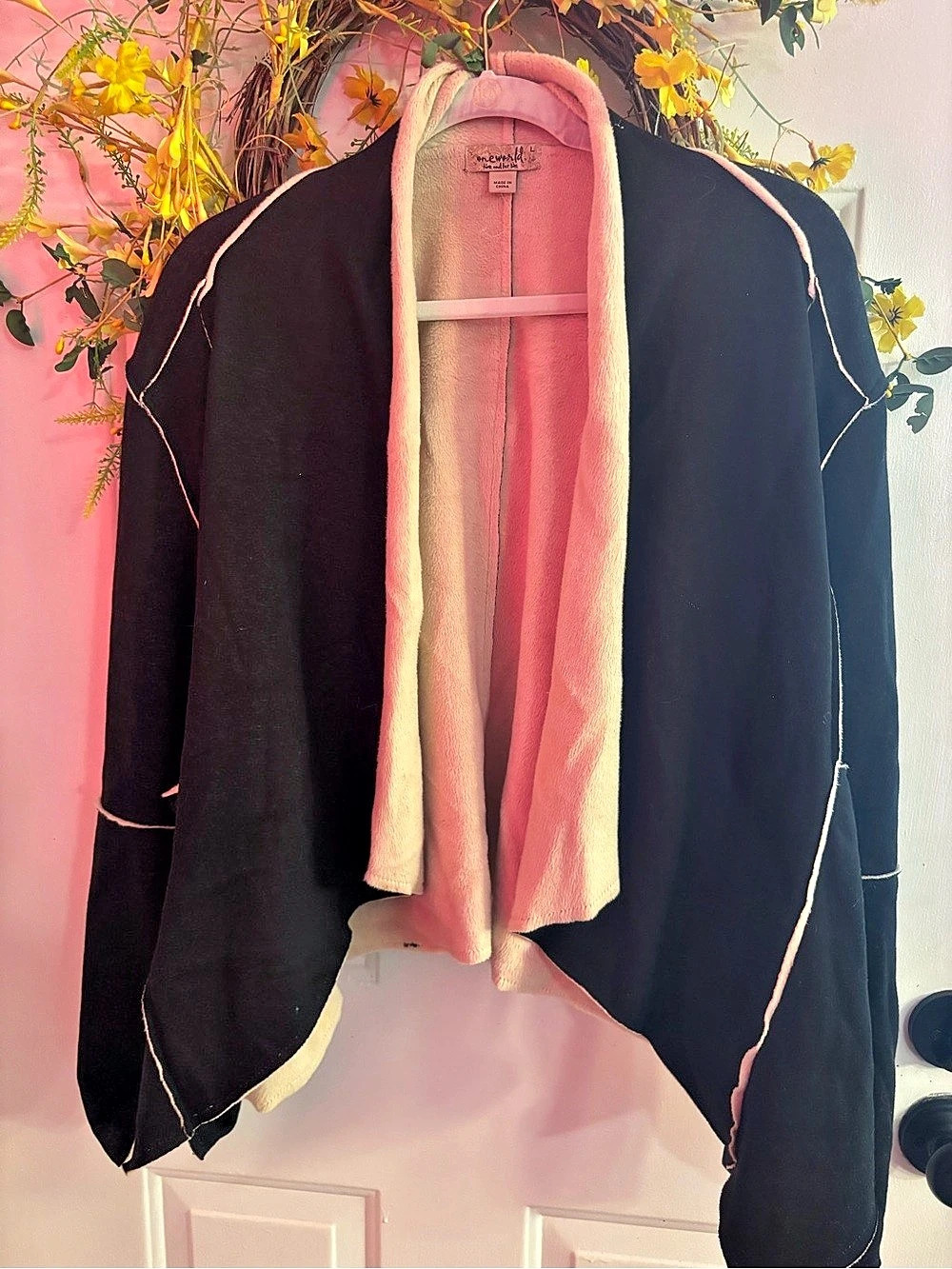 One World Black & Pink Cape Jacket Like New